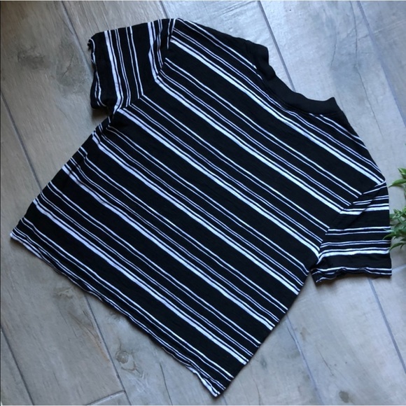 Vans classic striped pocket tee in black and white. Size XS - Picture 3 of 5